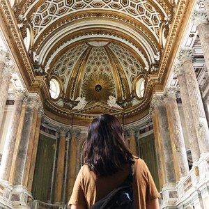 Meet your Posher, Hannah